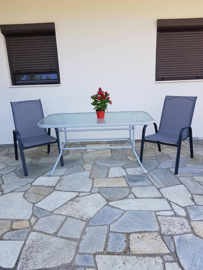 Lemon Flowers Apartments Неа-Скиони Экстерьер фото